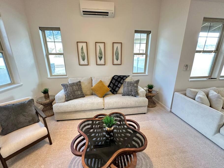 New 4 Bedroom Home With Ocean And Gorgeous Mountain Views In The Gated Community Of Mauna Olu Waianae Exterior foto